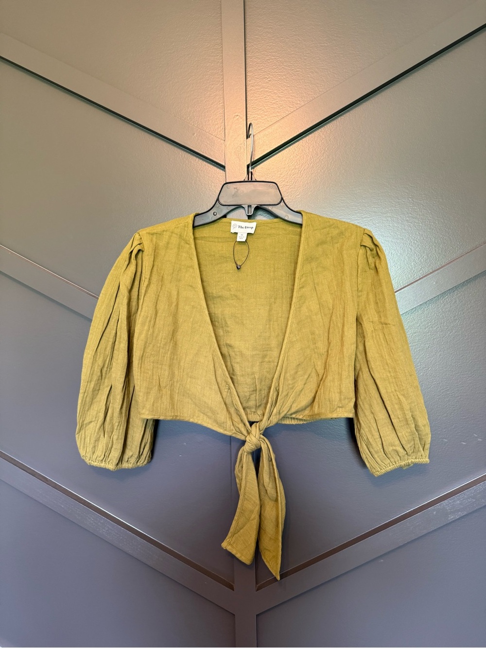 ☀️🌊The Drop 100% cotton Olive Green Tie-Front Crop Top NWT